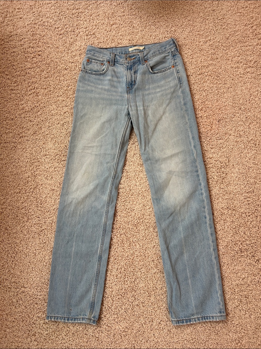 Women's Low Pro Straight Lightweight Jeans in Light Blue Wash